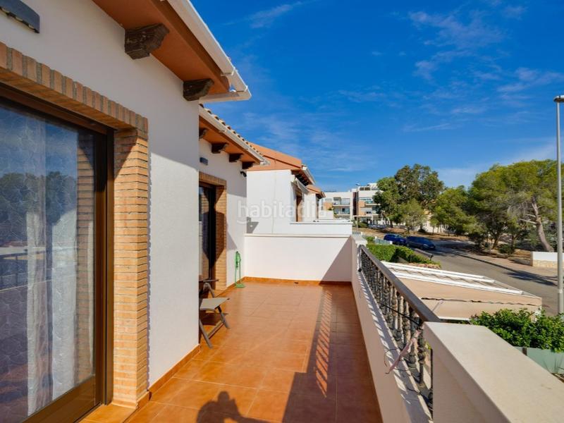 Foto 70f2667d-8f92-4edd-b08b-65664afa99d5. Maison dans calle madame buterffly 1-b dans Los Almendros Orihuela