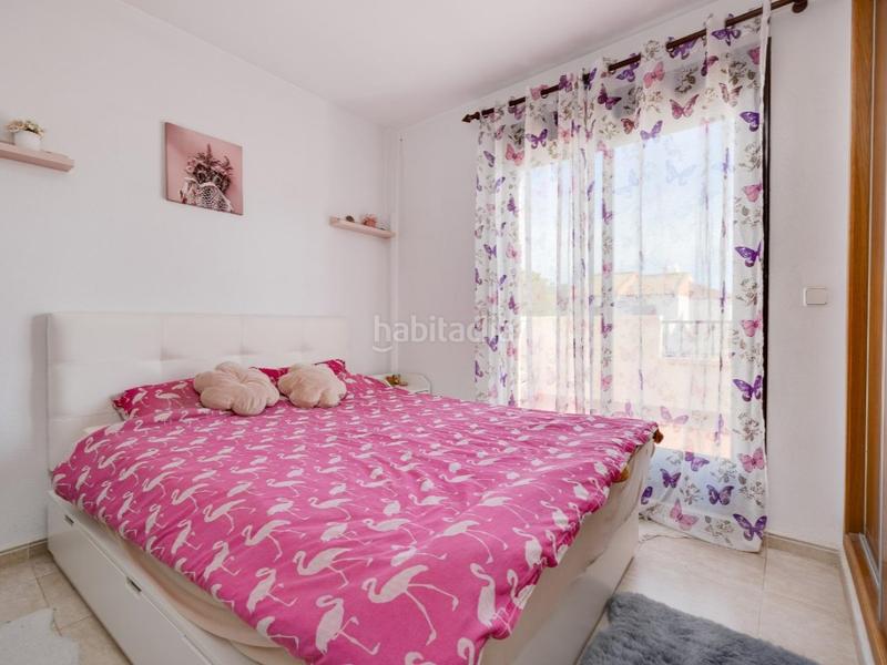 Foto 7350d975-40b4-42db-a425-7021d31d174e. Maison dans calle madame buterffly 1-b dans Los Almendros Orihuela