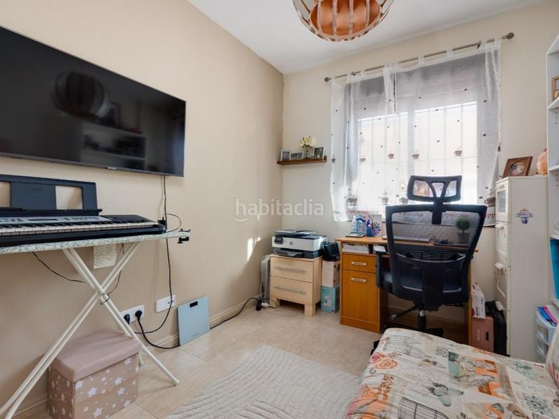 Foto 821a9b5a-87e5-4348-be35-b8554b8a0294. Maison dans calle madame buterffly 1-b dans Los Almendros Orihuela