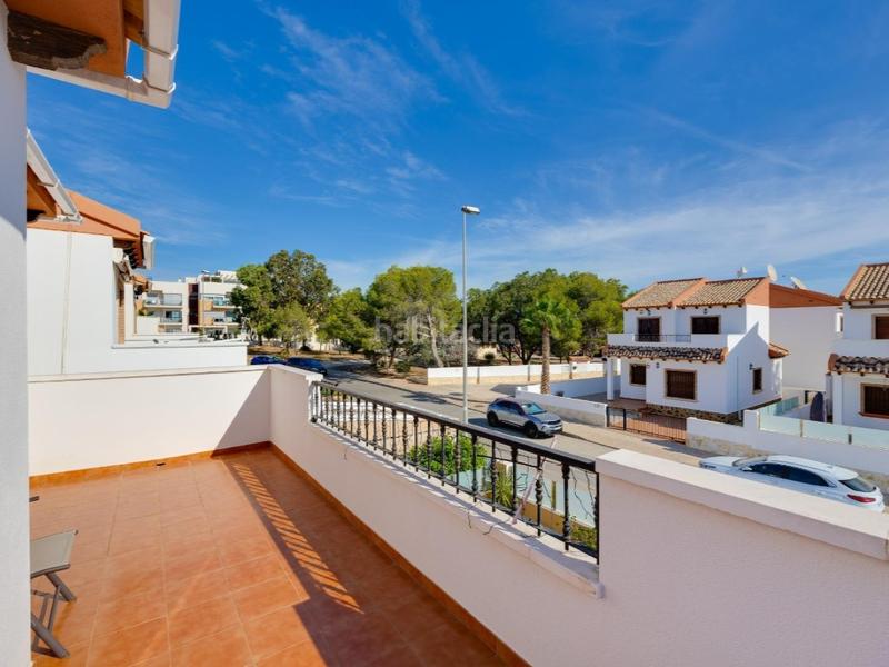 Foto aae9514b-d840-4a9e-b6bc-6f1e54ace92a. Maison dans calle madame buterffly 1-b dans Los Almendros Orihuela