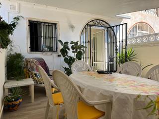 Maison  N/a. Dúplex de 2 dormitorios con terraza delantera y trasera en el ce