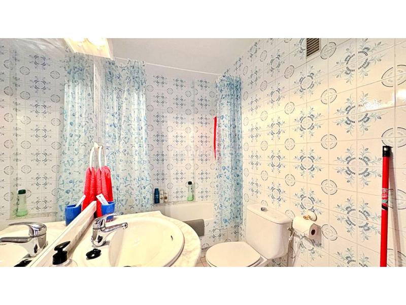 Foto 15843b56-18e0-4817-8a9a-d93da791c007. Apartamento  con vistas laterales al mar en una zona codiciada de rocio del mar en Torrevieja