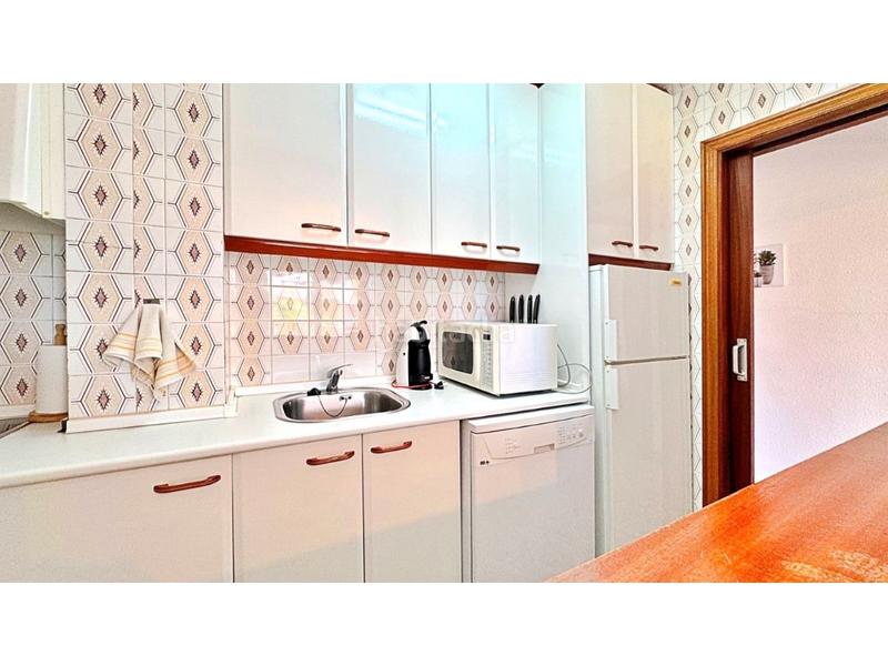 Foto 363ec505-7fc4-4fa5-8b63-e799b7fba9fd. Apartamento  con vistas laterales al mar en una zona codiciada de rocio del mar en Torrevieja