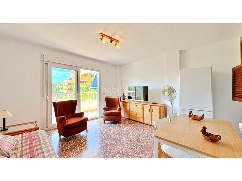 Foto fcd1c1ee-3159-4db5-b363-3f09a2986be6. Apartamento  con vistas laterales al mar en una zona codiciada de rocio del mar en Torrevieja