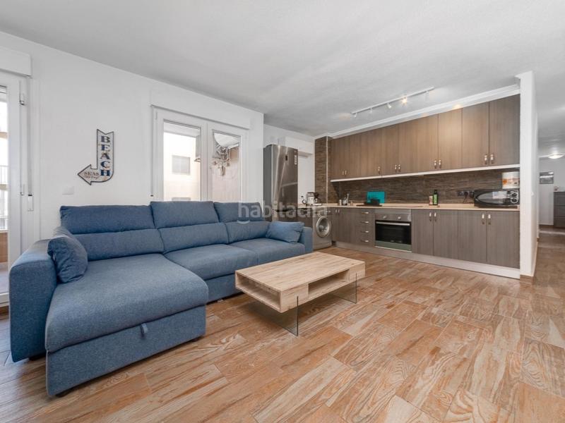 Foto 7d3d7842-cf75-4e15-ae13-ebb31efa8dcb. Apartment in Zona Playa del Cura Torrevieja