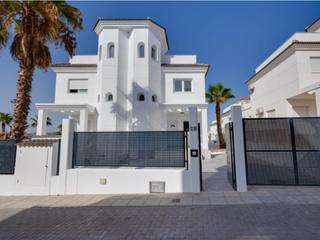 Maison à San Fulgencio. Residencial de obra nueva en san fulgencio