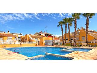 Casa a Calle las garzas 6. Casa adosada de 3 dormitorios en torrevieja