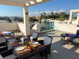 Àtic  Residencial oasis beach. Exclusivo ático con solárium de 67m2 y garaje privado en el raso