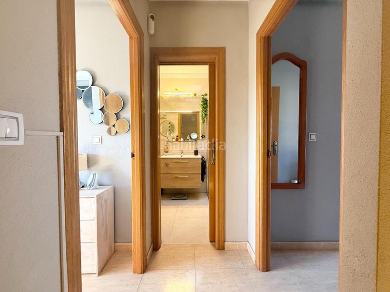 Foto 11ca19e7-b090-4f85-81e7-ce757f2f6c1d. Casa adossada amb piscina a Zona Carrefour - Urbanizaciones Torrevieja