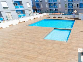 Apartament  N/a. 2 dormitorios, 2 terrazas al sur y garaje torrevieja
