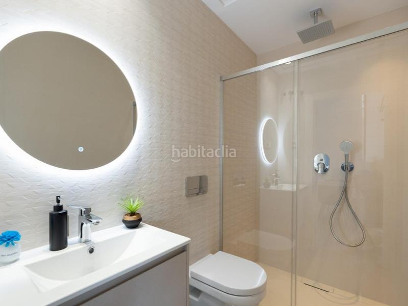 Foto 4bde0b15-5467-4c38-b1a6-87b2a4bacf5e. Casa con piscina in La Marina Elche / Elx