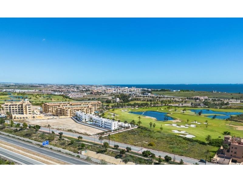 Foto 15f8df3d-4fc0-4aa2-a132-2c2f9a8e8d32. Apartamento residencial de obra nueva en los alcazares en Alcázares (Los)