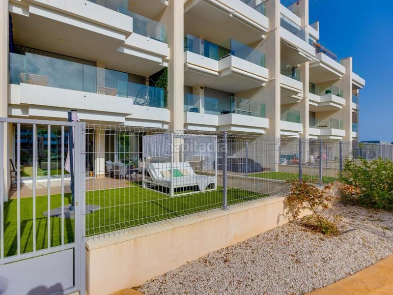 Foto 3fd895e9-5c8f-4a4f-8dfa-71bbce586cd9. Apartamento  en planta baja con jardín privado de 60m2 en exclusivo residencial en villamartín en Orihuela