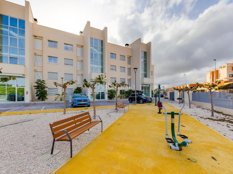 Foto 8546e874-8eb7-4036-bfb4-81deca2fbc6c. Apartamento  en planta baja con jardín privado de 60m2 en exclusivo residencial en villamartín en Orihuela