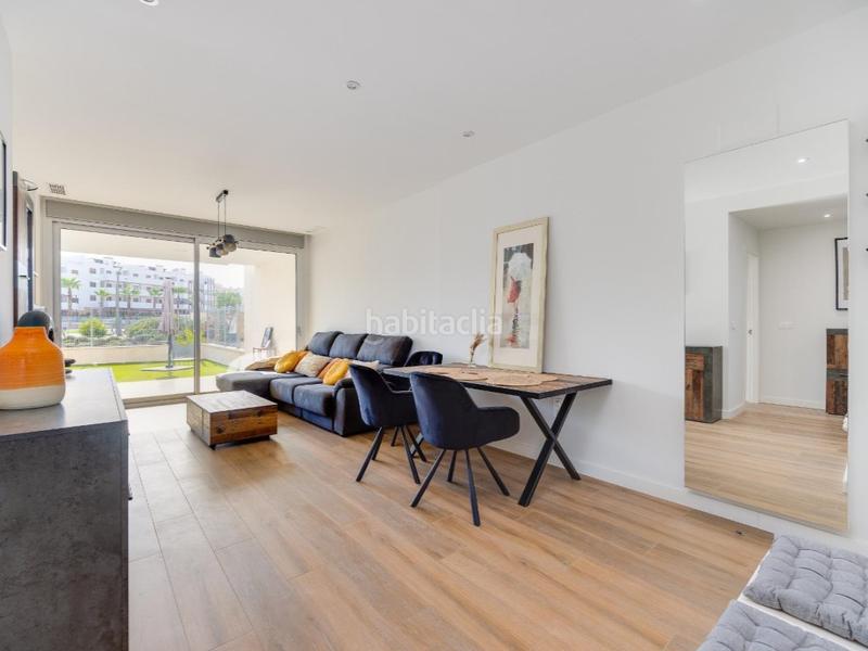 Foto b0c32d12-e83e-44e3-8587-a6d25f20ef99. Apartamento  en planta baja con jardín privado de 60m2 en exclusivo residencial en villamartín en Orihuela