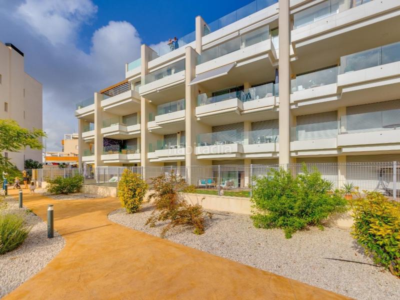 Foto fbb4d8ce-f421-455d-a748-bee22dac0ec3. Apartamento  en planta baja con jardín privado de 60m2 en exclusivo residencial en villamartín en Orihuela
