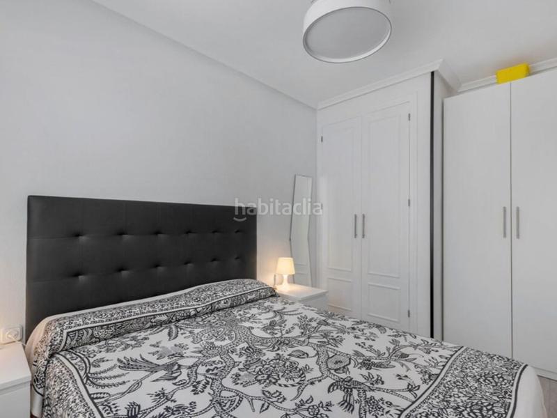 Foto 07c2a5d5-26bc-4116-9829-24219e4dda88. Piccolo appartamento con parcheggio piscina in Los Europeos Torrevieja