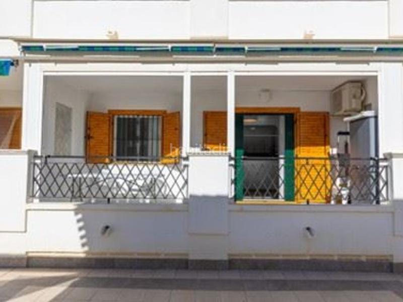 Foto af78493d-3f53-460a-9b31-bc30cffcba14. Piccolo appartamento con parcheggio piscina in Los Europeos Torrevieja