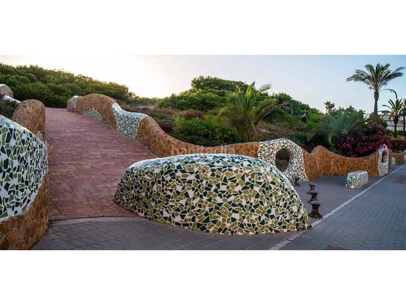 Foto 0462f32f-1338-456b-977e-5bb94360a4f1. Piccolo appartamento con piscina in Pueblo Guardamar del Segura