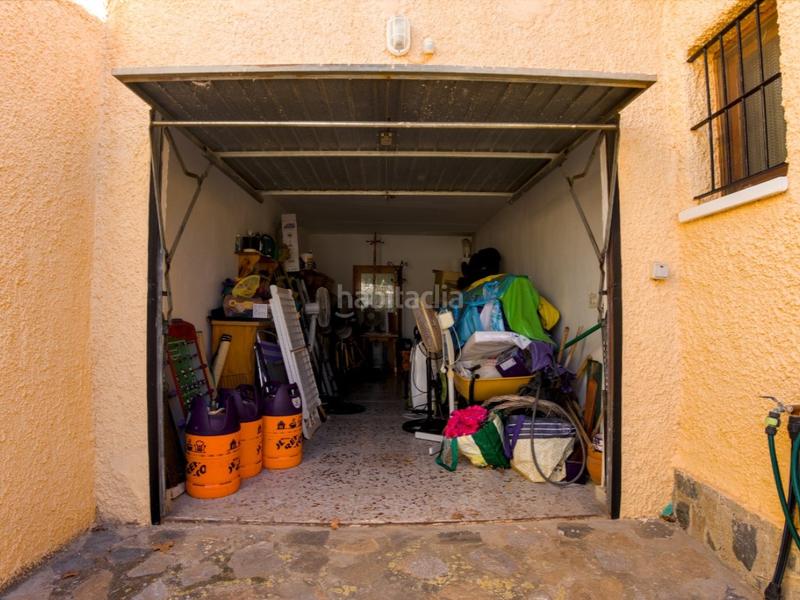 Foto 4c236345-7b49-4504-81ee-7fce6304b13e. Casa villa con potencial de reforma en la siesta en Torrevieja