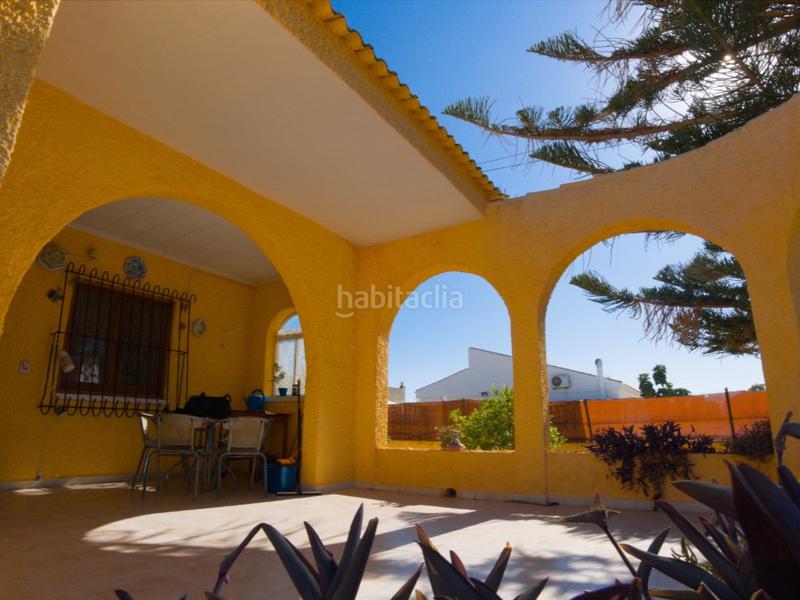 Foto 8b4b2ed1-d5e1-437d-9f67-878381d16a9a. Casa villa con potencial de reforma en la siesta en Torrevieja