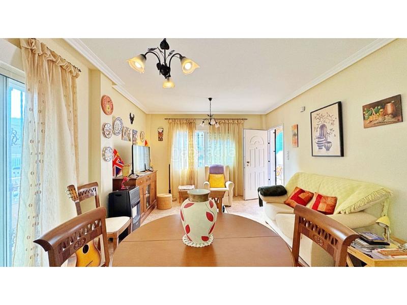 Foto 626a10a2-4ec3-4a55-8ad2-ff30c96f9a0c. Casa a schiera con parcheggio in Villamartín-Las Filipinas Orihuela