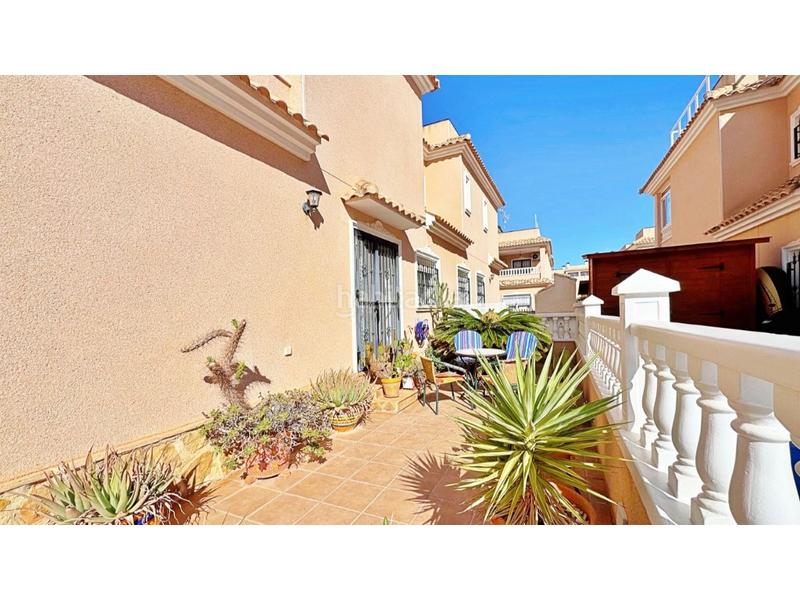 Foto 63a93ad9-9882-4201-a4a2-f4b001ba00fa. Casa a schiera con parcheggio in Villamartín-Las Filipinas Orihuela