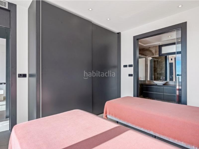 Foto 267d6796-8255-4e64-b83b-52a9d9d5ee3b. Casa amb aparcament piscina a Villamartín-Las Filipinas Orihuela