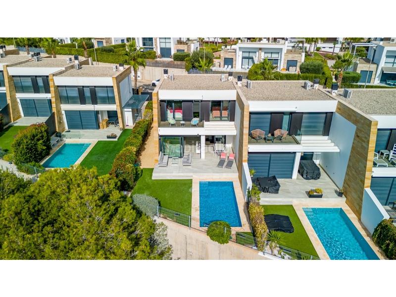 Foto 6e5ac95f-98d2-47bc-b791-13fc307a4394. Casa amb aparcament piscina a Villamartín-Las Filipinas Orihuela