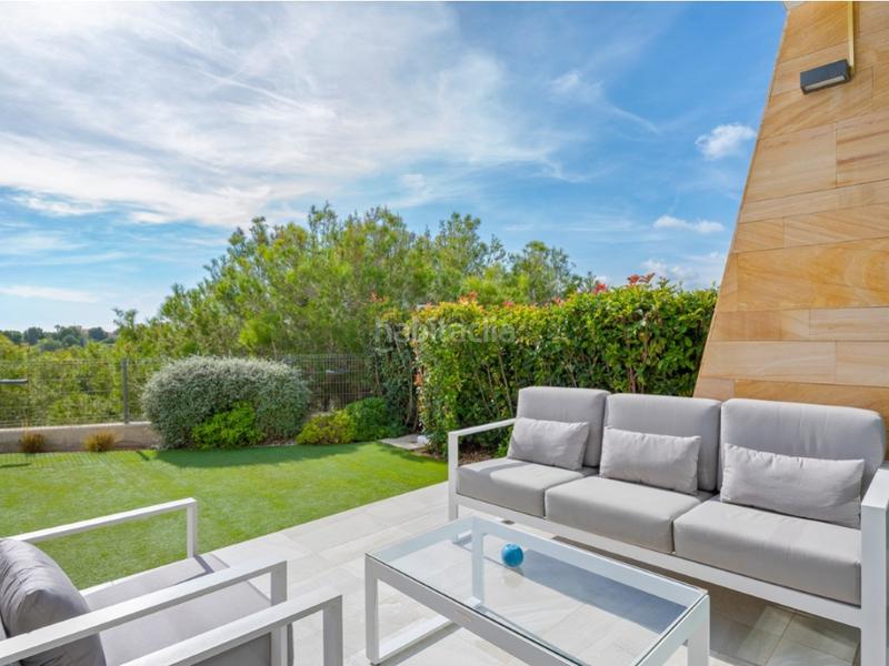 Foto 81a4528d-ba4c-4e97-9e5f-abf1cdf406a0. Casa amb aparcament piscina a Villamartín-Las Filipinas Orihuela