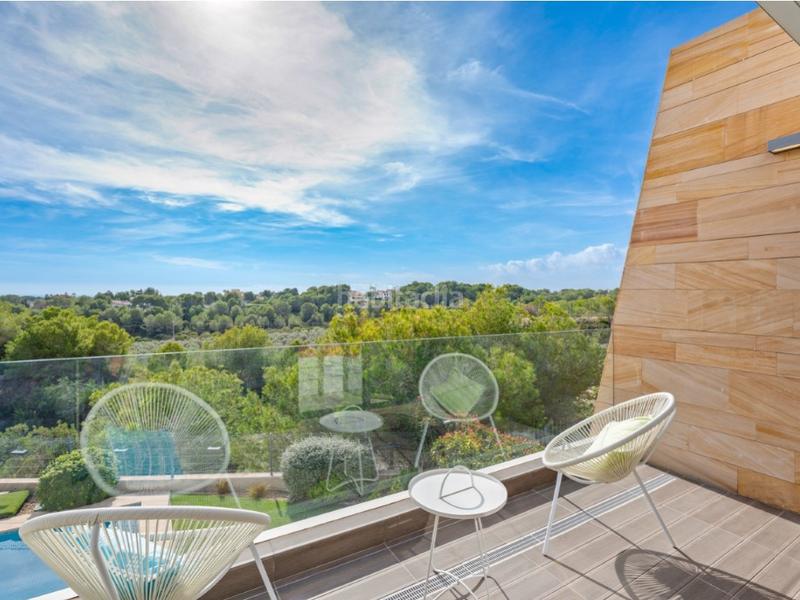 Foto b7606f4e-926b-497f-ad12-f10eba7f8dbb. Casa amb aparcament piscina a Villamartín-Las Filipinas Orihuela