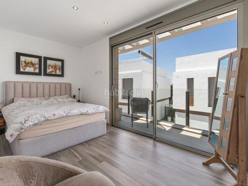 Foto cc6f31ad-e344-4aa1-a39b-bbbd7ac926db. Casa con riscaldamento parcheggio piscina in Los Almendros Orihuela