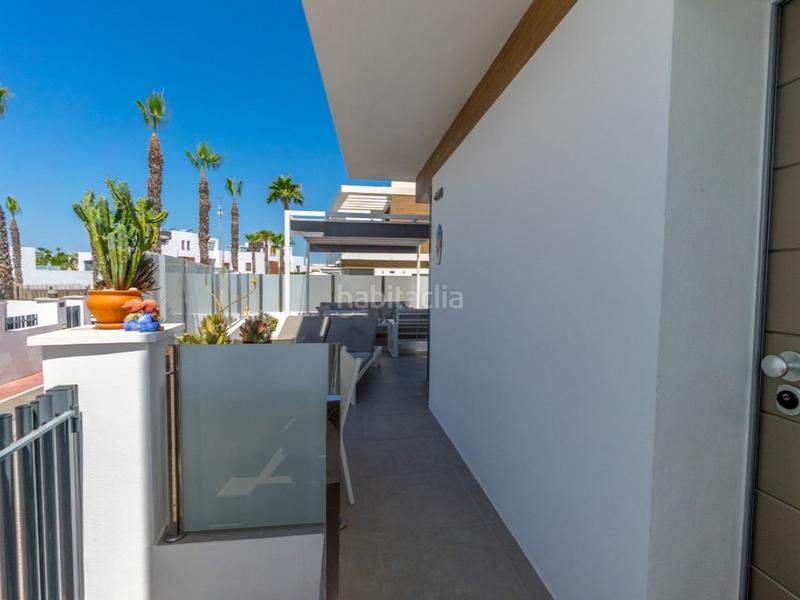 Foto ea9669a4-618c-4fe1-9d37-2a819d652c58. Casa con riscaldamento parcheggio piscina in Los Almendros Orihuela