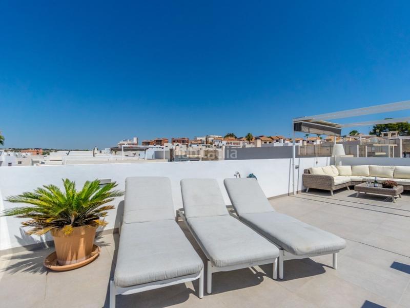 Foto ef297022-b97b-46b6-88d2-a28a07c80e7a. Casa con riscaldamento parcheggio piscina in Los Almendros Orihuela