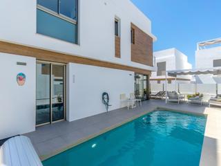 Haus  Calle la dolores. Preciosa villa contemporánea de 3 dormitorios en villamartín