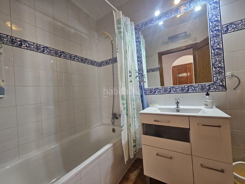 Foto df2afe3e-60e7-4e0f-adb3-a08d156dde34. Casa amb piscina a La Zenia Orihuela