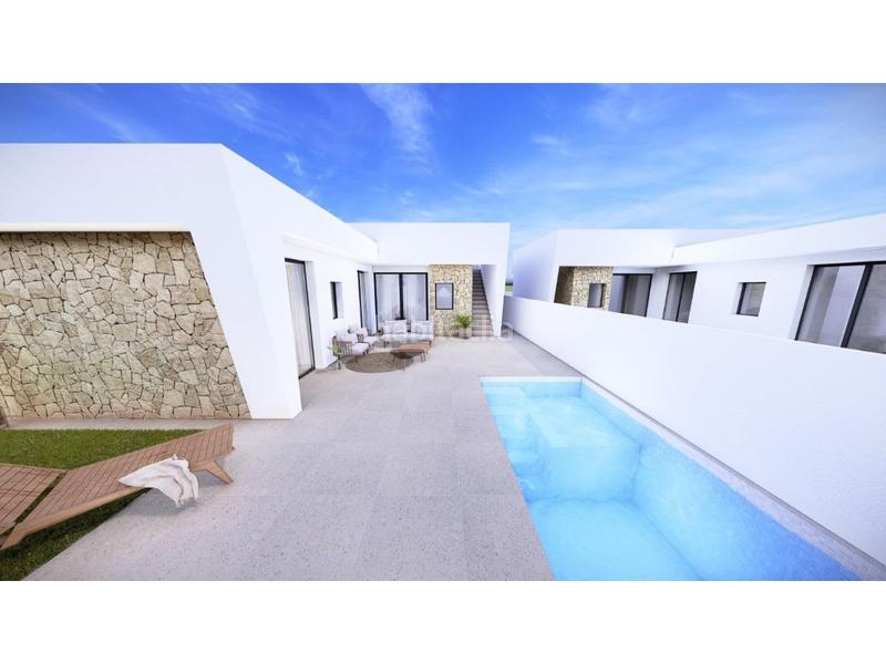 Foto aaf775da-ff0f-4c4f-8f23-7942775ebabf. House with pool in Roldán Torre - Pacheco