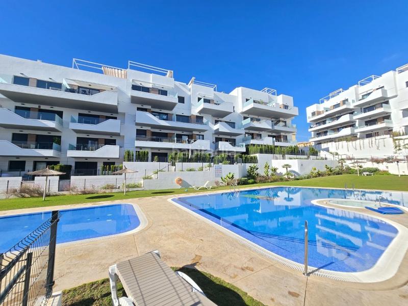 Foto 105cd3ab-1e63-49d1-9fee-98cc132fc003. Appartement avec parking dans Villamartín-Las Filipinas Orihuela