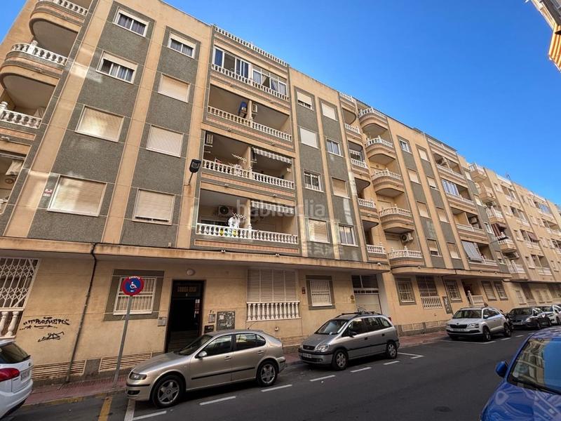 Foto 7a1834d5-a18a-4fa7-a691-c0c194fb966a. Appartement dans Avenida Habaneras - Curva de Palangre Torrevieja