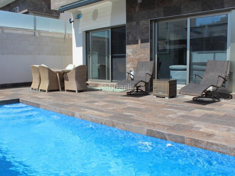 Foto 538d98e0-847b-4fcb-a354-f6437a5eac18. Haus in La Zenia Orihuela