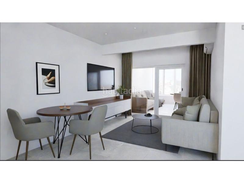 Foto 61b613e7-fb81-406d-968e-1df819d9e925. Ático apartamento moderno junto a playa del cura en Torrevieja