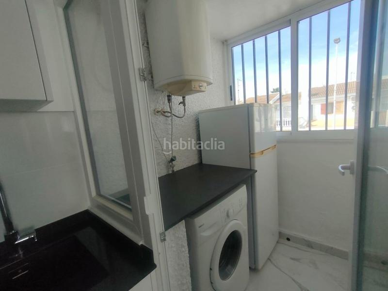 Foto ff294d87-5bdf-418e-84fb-b43398d30a28. Casa in Zona los Frutales Torrevieja