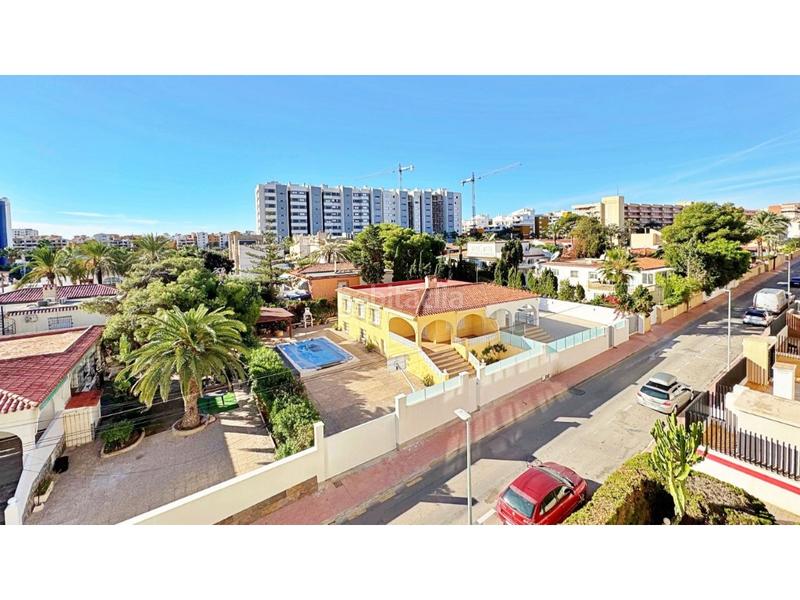 Foto 0a990cc1-b9e1-450f-b9f6-651e19add17a. Apartament amb piscina a Punta Prima Torrevieja