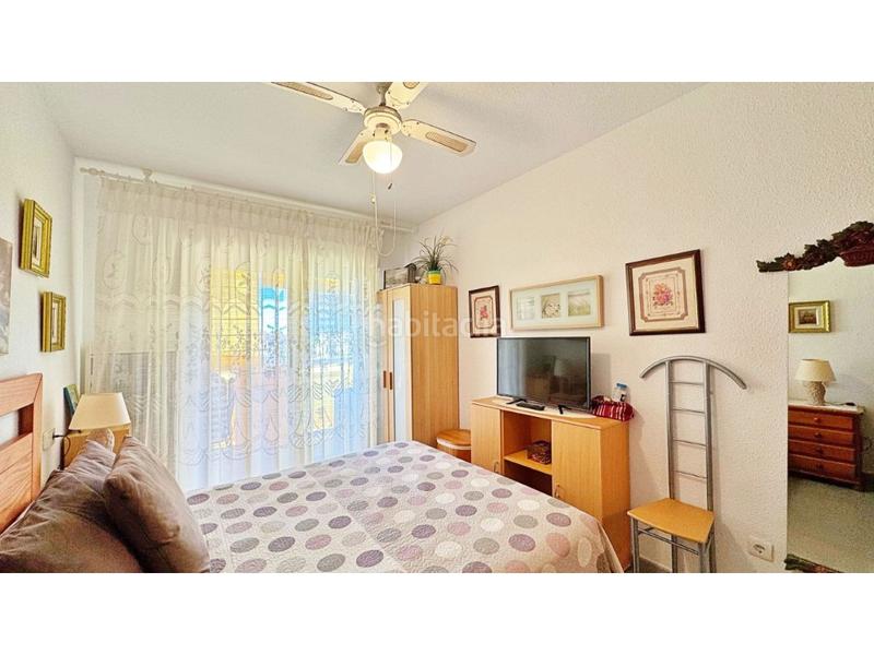 Foto 0ac823d2-70a7-4888-a948-44ead78b6a5a. Apartament amb piscina a Punta Prima Torrevieja