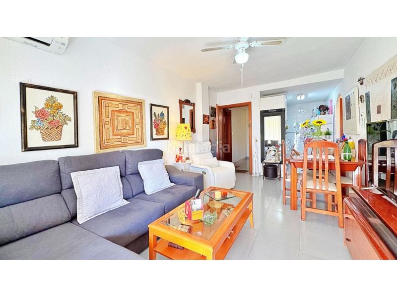 Foto 1bfb6dde-57cb-4820-b3a2-d2b6bba7c348. Apartament amb piscina a Punta Prima Torrevieja