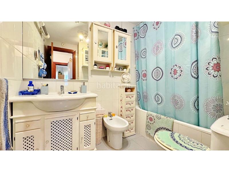 Foto 8d23d0dd-7694-4545-9d2e-534b15a421c0. Apartament amb piscina a Punta Prima Torrevieja