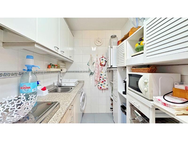 Foto fd9e7058-f67d-4660-a199-633e1701d9f7. Apartament amb piscina a Punta Prima Torrevieja