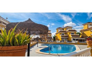 Casa  Calle faisan del-chismosas. Amplia villa de 3 dormitorios cerca de la playa