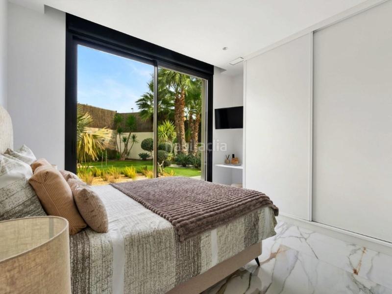 Foto e50b734d-d375-4347-bfc7-f00a2ee232d0. House with parking pool in Lomas de Campoamor - Las Ramblas Orihuela