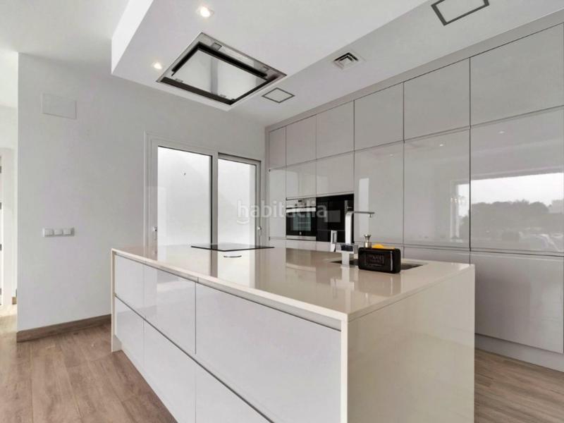 Foto 07734fc3-680e-4d6e-a901-4c96828999bc. Casa villa adelfas 3 habitaciones en las colinas en Orihuela